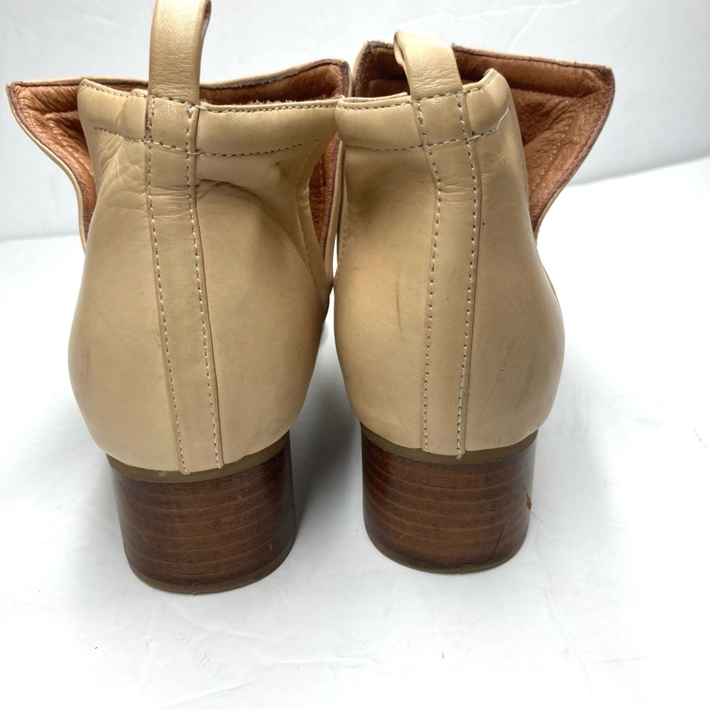 Jeffrey Campbell Womens Muskrat Cream Leather Ankle Booties 8 Cutout Pull Loop - Picture 13 of 16